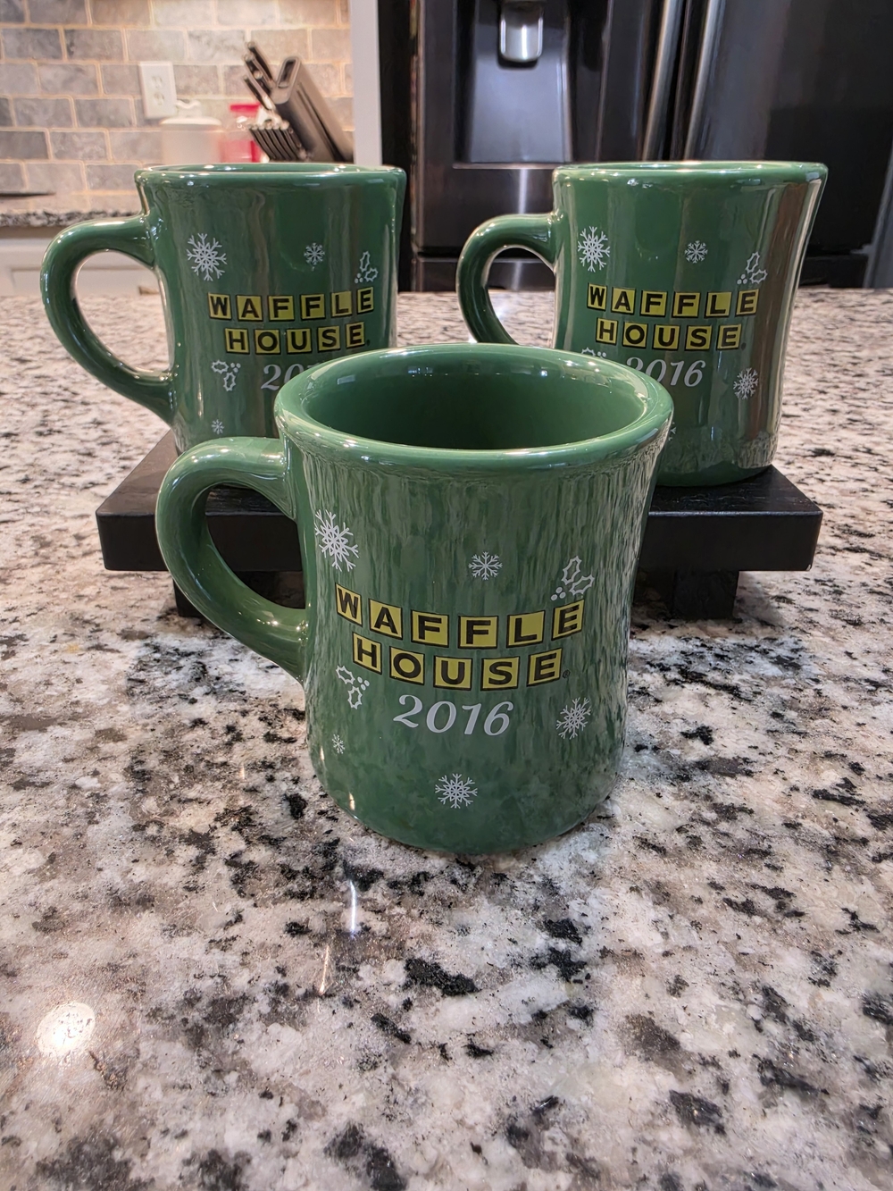 Waffle House 2016 Green Ceramic Coffee Mug - Holiday Design